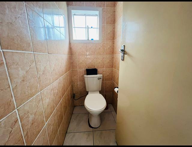 3 BEDROOM SEMI DETACHED FOR SALE IN NEWLANDS EAST